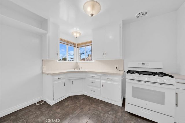 8301 Reading Avenue, Los Angeles, CA 90045