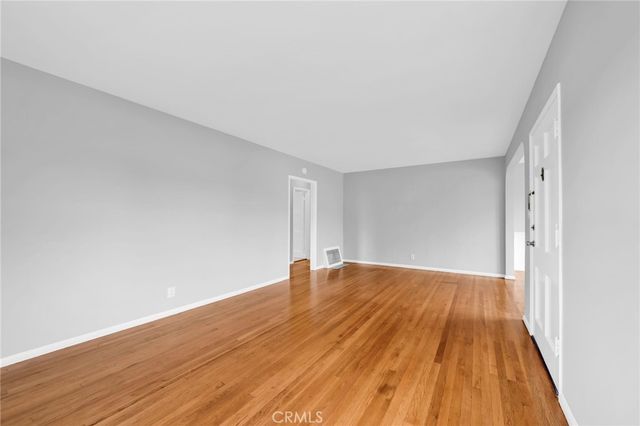 8301 Reading Avenue, Los Angeles, CA 90045