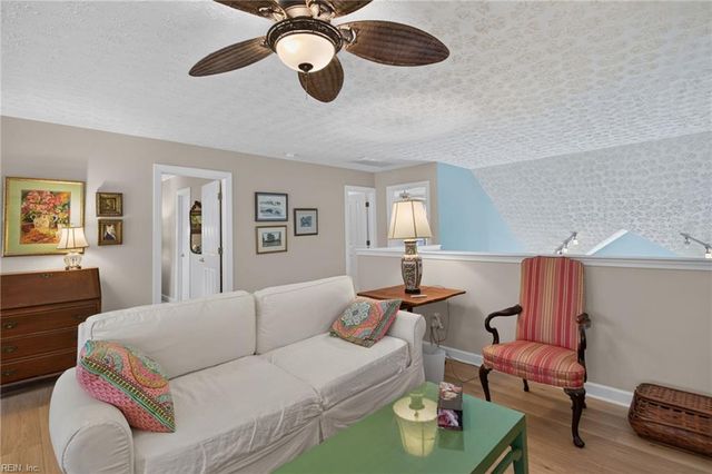 204 Zelkova RD, Williamsburg, VA 23185