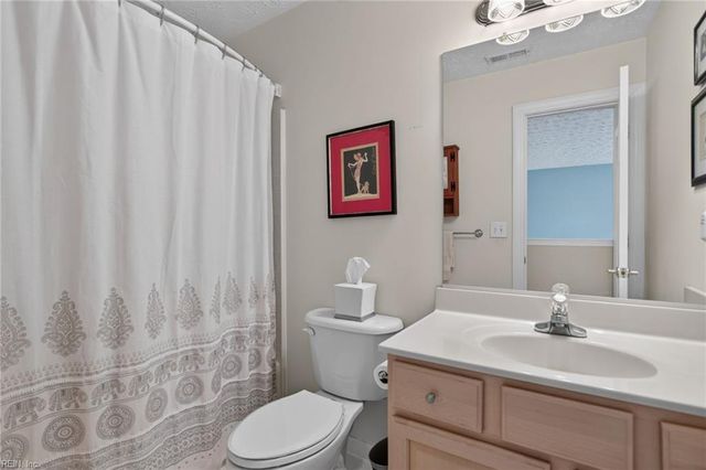 204 Zelkova RD, Williamsburg, VA 23185