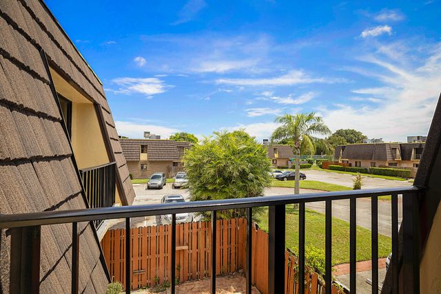 4675 Cherry Road, West Palm Beach, FL 33417