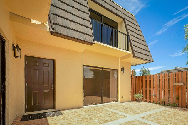 4675 Cherry Road, West Palm Beach, FL 33417