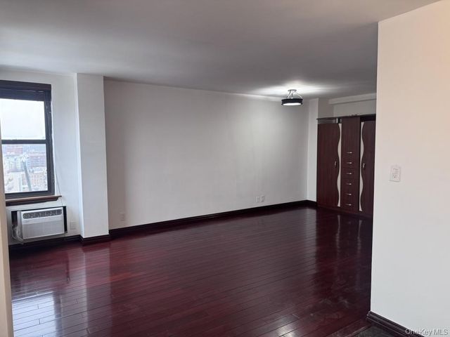 40 Brighton 1st Road 15M, Brooklyn, NY 11235