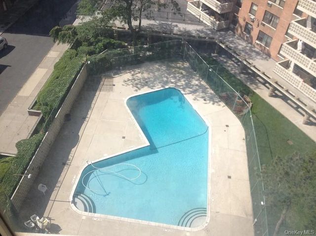 40 Brighton 1st Road 15M, Brooklyn, NY 11235