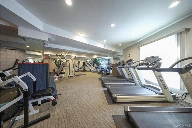 40 Brighton 1st Road 15M, Brooklyn, NY 11235