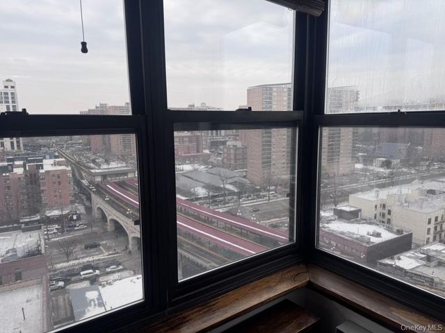 40 Brighton 1st Road 15M, Brooklyn, NY 11235