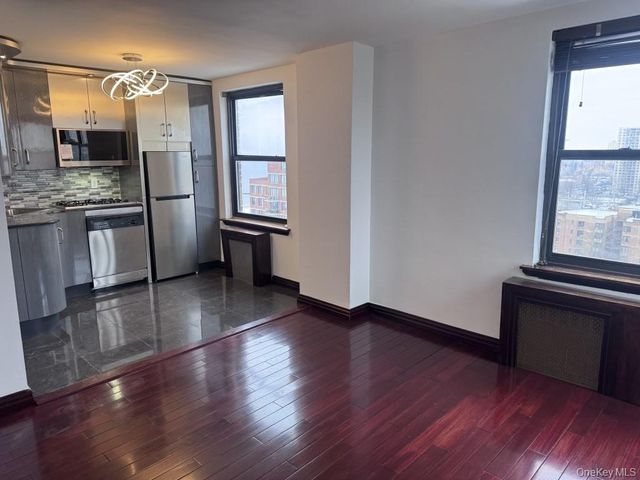 40 Brighton 1st Road 15M, Brooklyn, NY 11235
