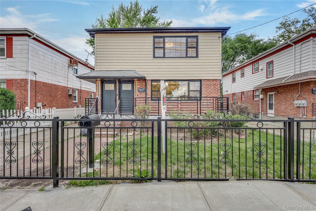 25827 147th Avenue, Rosedale, NY 11422