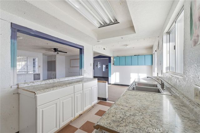 15637 Tuscola, Apple Valley, CA 92307