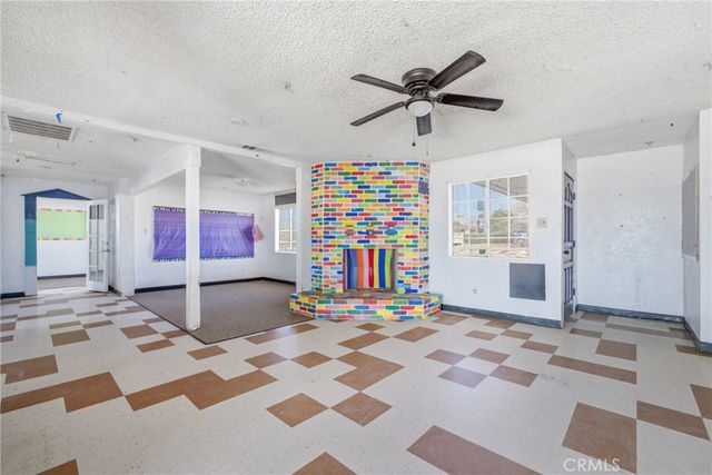 15637 Tuscola, Apple Valley, CA 92307