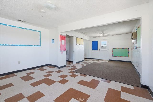 15637 Tuscola, Apple Valley, CA 92307