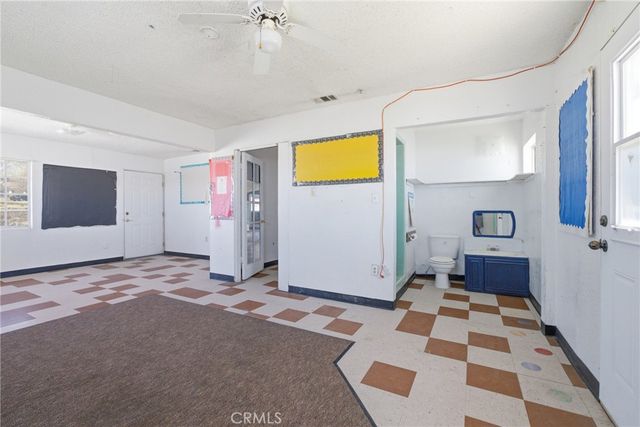 15637 Tuscola, Apple Valley, CA 92307