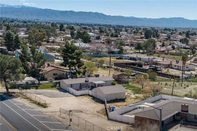 15637 Tuscola, Apple Valley, CA 92307