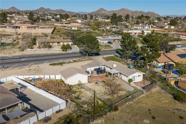 15637 Tuscola, Apple Valley, CA 92307