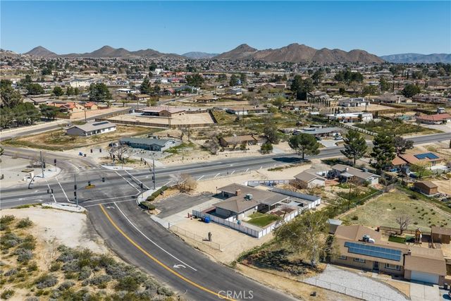 15637 Tuscola, Apple Valley, CA 92307