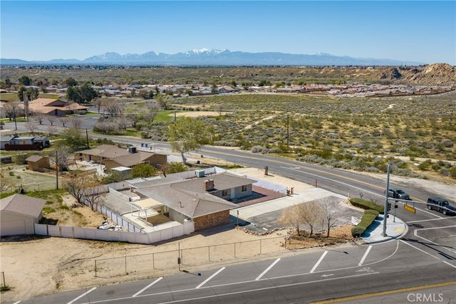 15637 Tuscola, Apple Valley, CA 92307