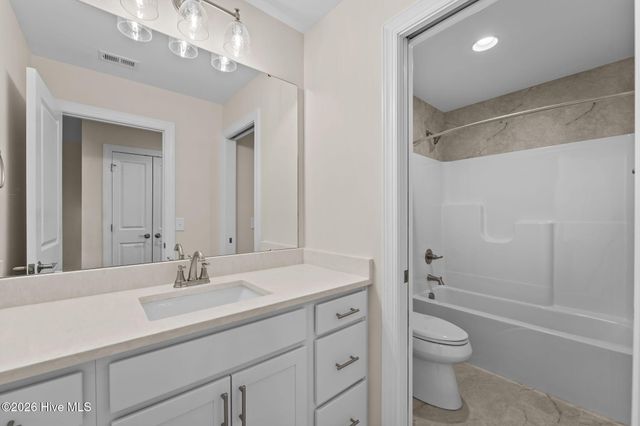 492 Longleaf Drive, West End, NC 27376