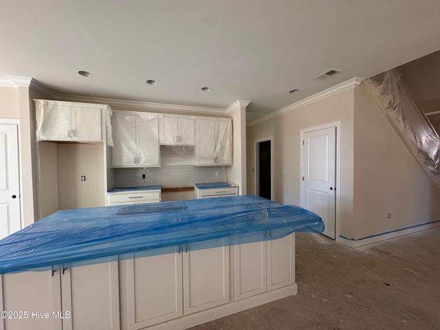 492 Longleaf Drive, West End, NC 27376