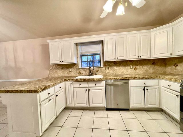 5013 Willow Glen Circle, Sherwood, AR 72120