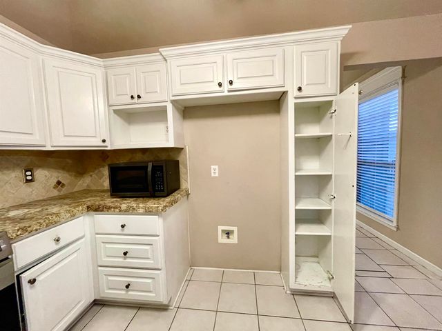 5013 Willow Glen Circle, Sherwood, AR 72120