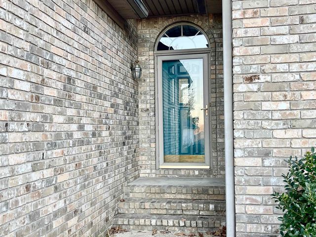 5013 Willow Glen Circle, Sherwood, AR 72120