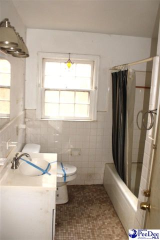 12 Bayswater Rd., Quinby, SC 29506