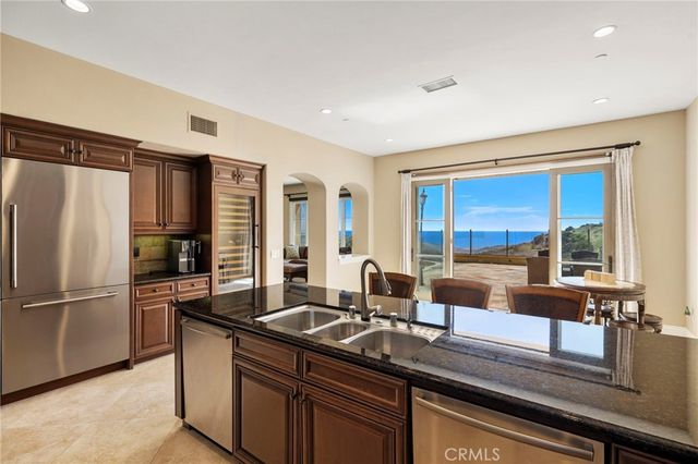 27 Pacific Mist, Newport Coast, CA 92657