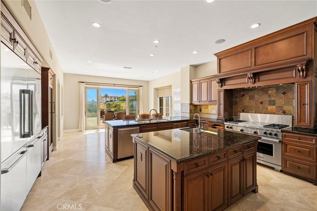 27 Pacific Mist, Newport Coast, CA 92657