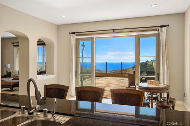 27 Pacific Mist, Newport Coast, CA 92657