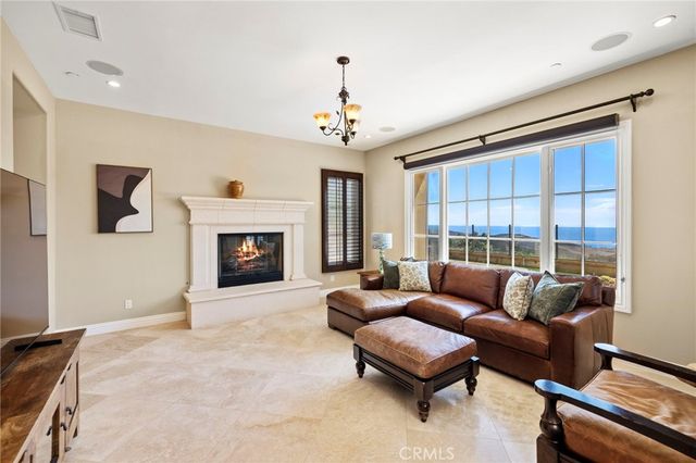 27 Pacific Mist, Newport Coast, CA 92657