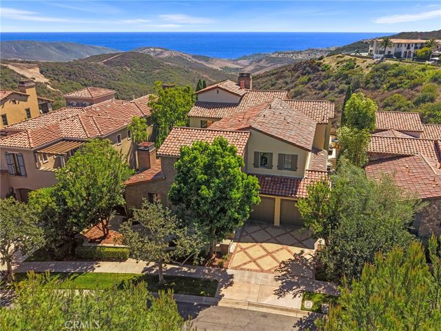 27 Pacific Mist, Newport Coast, CA 92657