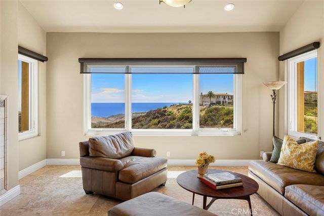 27 Pacific Mist, Newport Coast, CA 92657