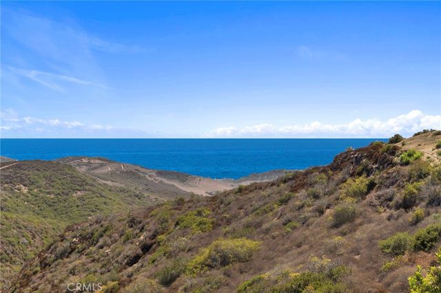 27 Pacific Mist, Newport Coast, CA 92657