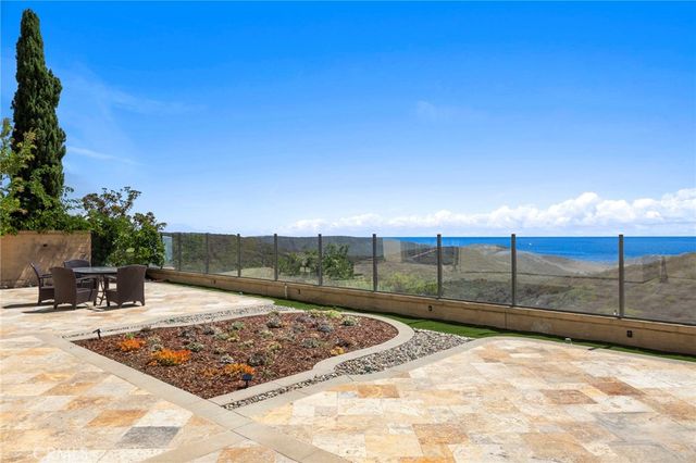 27 Pacific Mist, Newport Coast, CA 92657