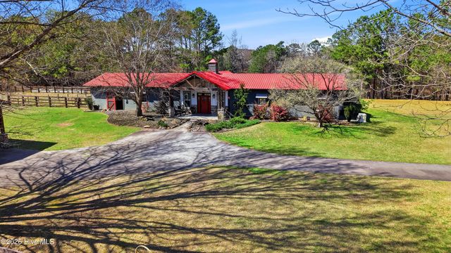 3745 Final Approach Drive, Eastover, NC 28312