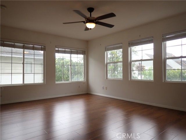 55 Essex, Irvine, CA 92620