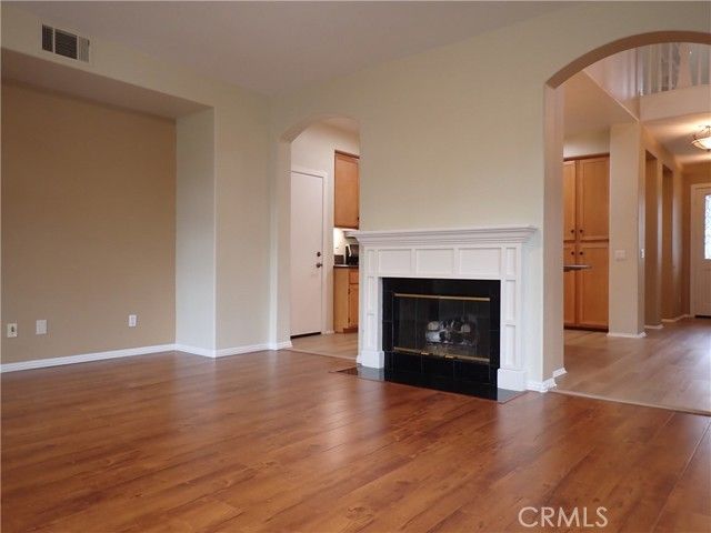 55 Essex, Irvine, CA 92620