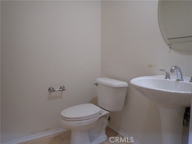 55 Essex, Irvine, CA 92620