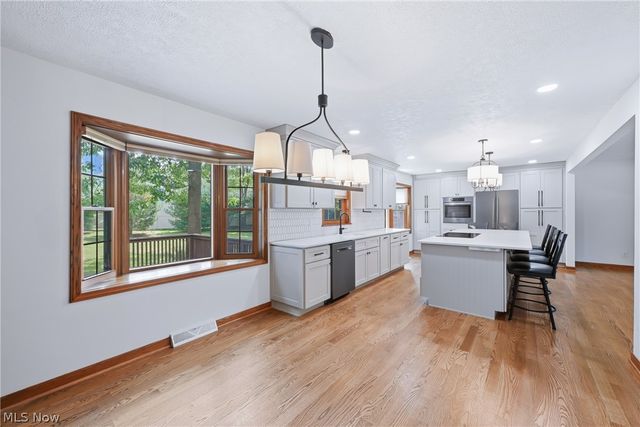 7645 Locust Lane, Poland, OH 44514