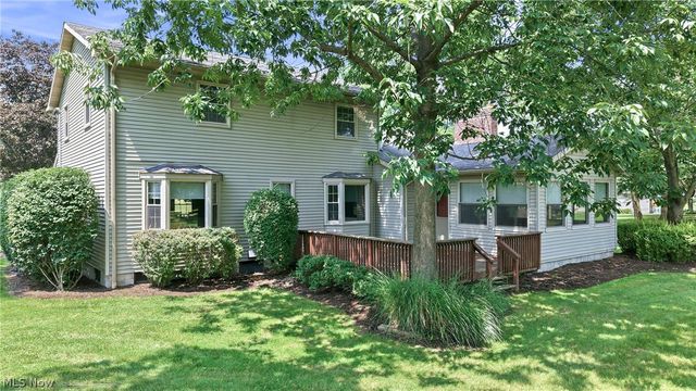 7645 Locust Lane, Poland, OH 44514