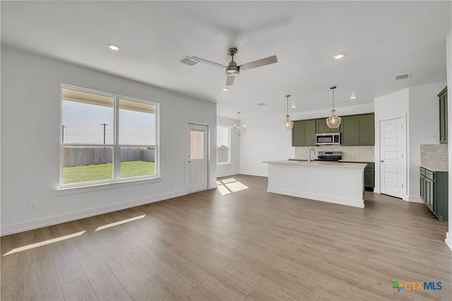 186 Lost Horizon Drive, Copperas Cove, TX 76522