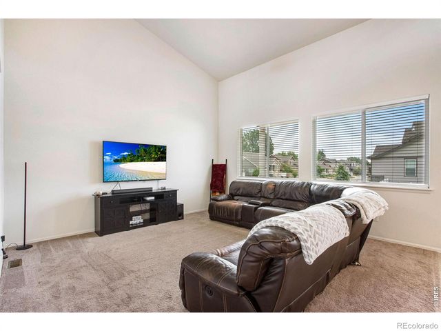 2671 Doe Ridge Way, Johnstown, CO 80534
