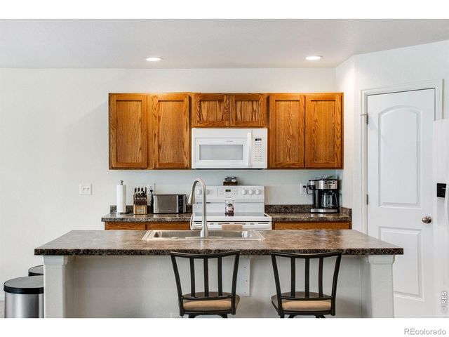 2671 Doe Ridge Way, Johnstown, CO 80534