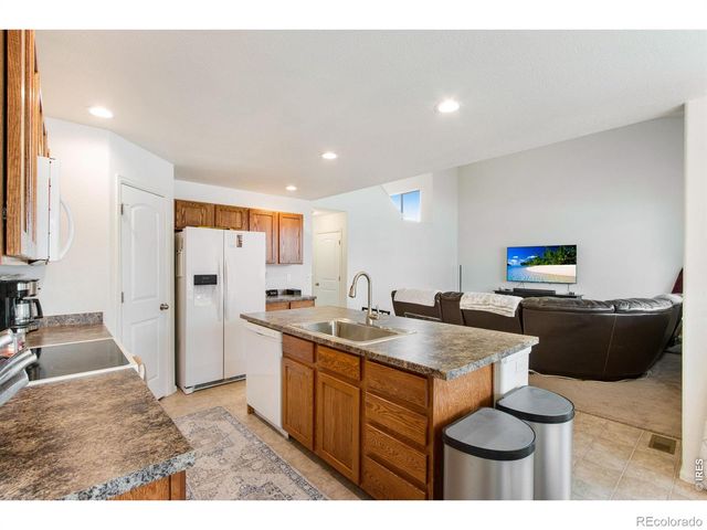 2671 Doe Ridge Way, Johnstown, CO 80534