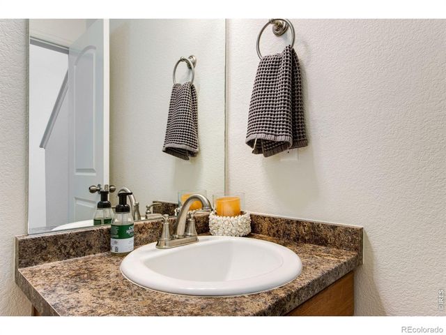 2671 Doe Ridge Way, Johnstown, CO 80534