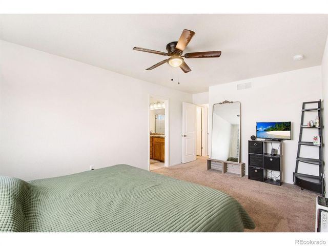 2671 Doe Ridge Way, Johnstown, CO 80534
