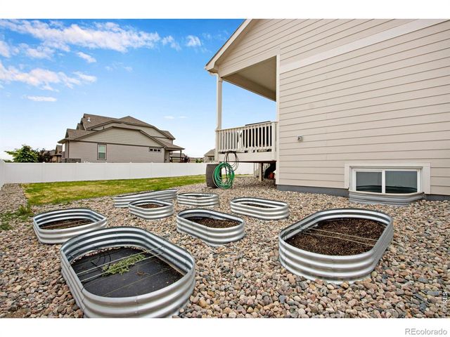 2671 Doe Ridge Way, Johnstown, CO 80534