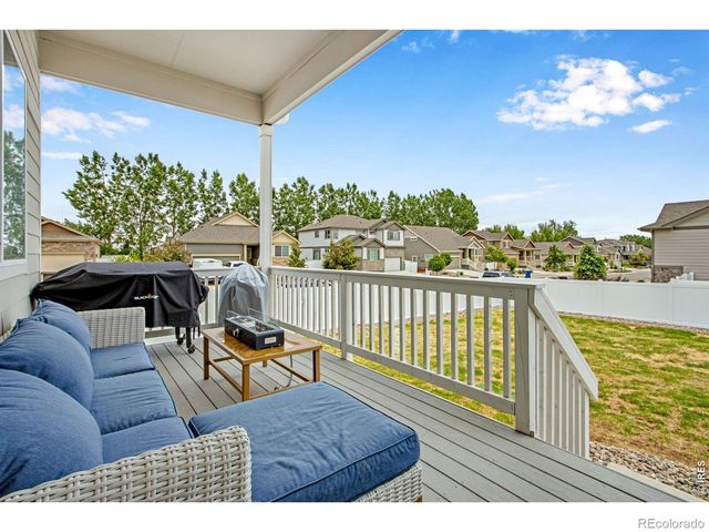 2671 Doe Ridge Way, Johnstown, CO 80534