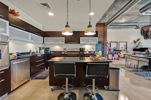 900 Las Vegas Boulevard 1403, Las Vegas, NV 89101