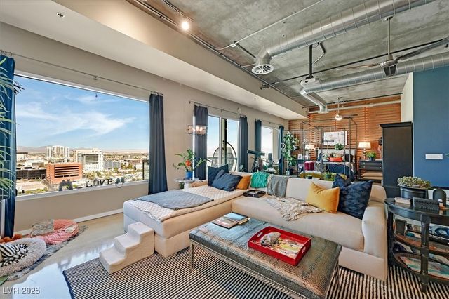 900 Las Vegas Boulevard 1403, Las Vegas, NV 89101